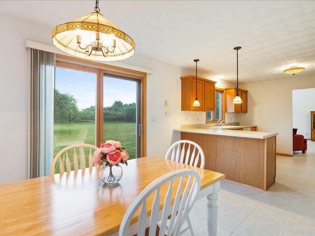 12470 ARROWWOOD Lane, Belvidere, IL 61008