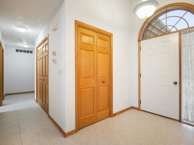12470 ARROWWOOD Lane, Belvidere, IL 61008