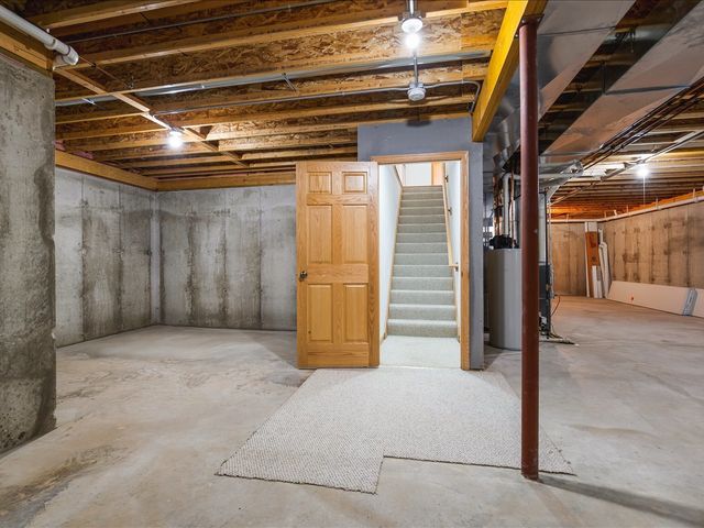 12470 ARROWWOOD Lane, Belvidere, IL 61008