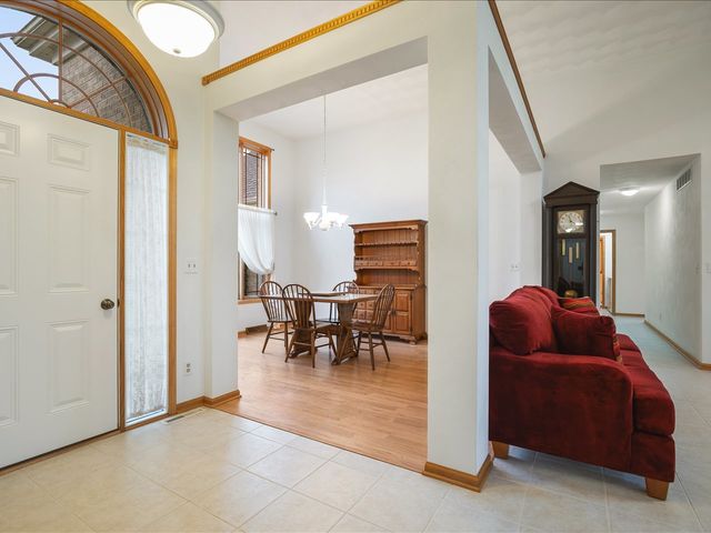 12470 ARROWWOOD Lane, Belvidere, IL 61008