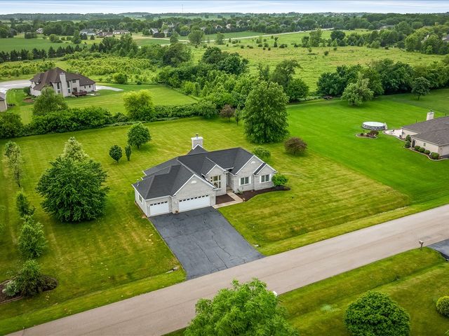 12470 ARROWWOOD Lane, Belvidere, IL 61008