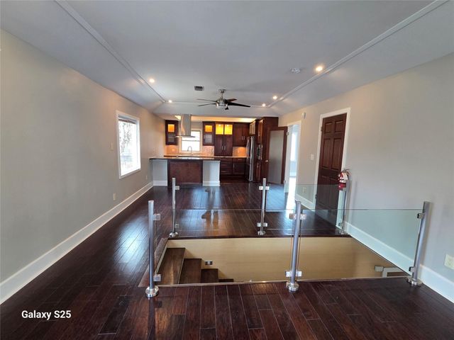 446 Heights Boulevard 6, Houston, TX 77007