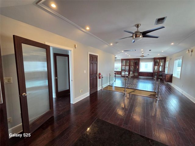 446 Heights Boulevard 6, Houston, TX 77007