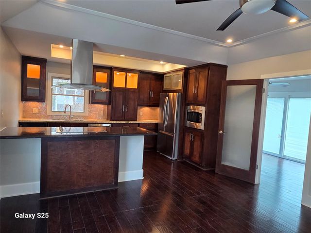 446 Heights Boulevard 6, Houston, TX 77007