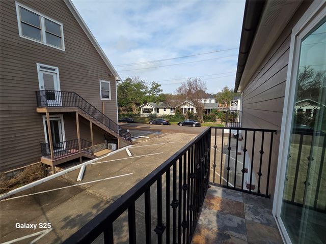 446 Heights Boulevard 6, Houston, TX 77007