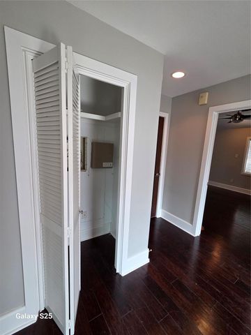 446 Heights Boulevard 6, Houston, TX 77007