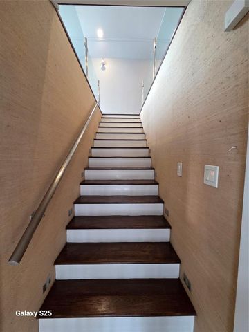 446 Heights Boulevard 6, Houston, TX 77007