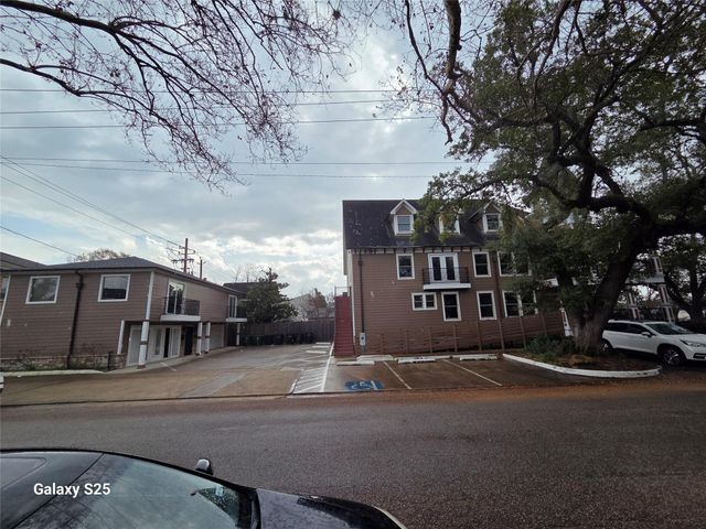 446 Heights Boulevard 6, Houston, TX 77007