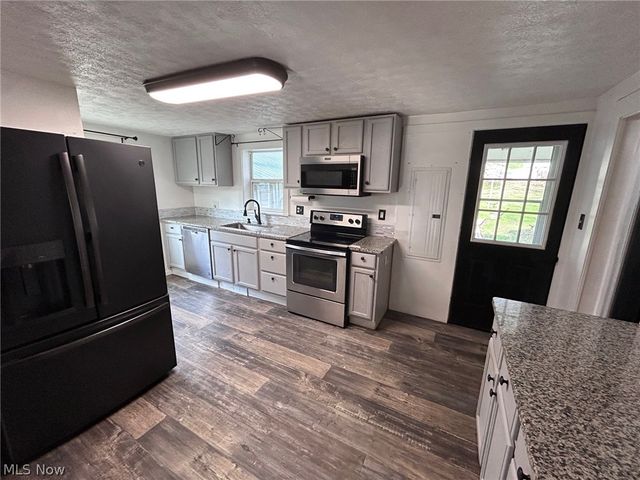 712 Front Street, Marietta, OH 45750