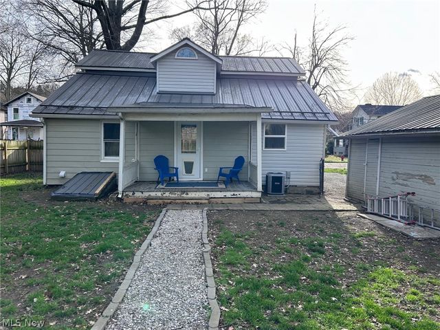 712 Front Street, Marietta, OH 45750