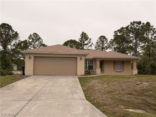 208 Homewood AVE S, Lehigh Acres, FL 33974