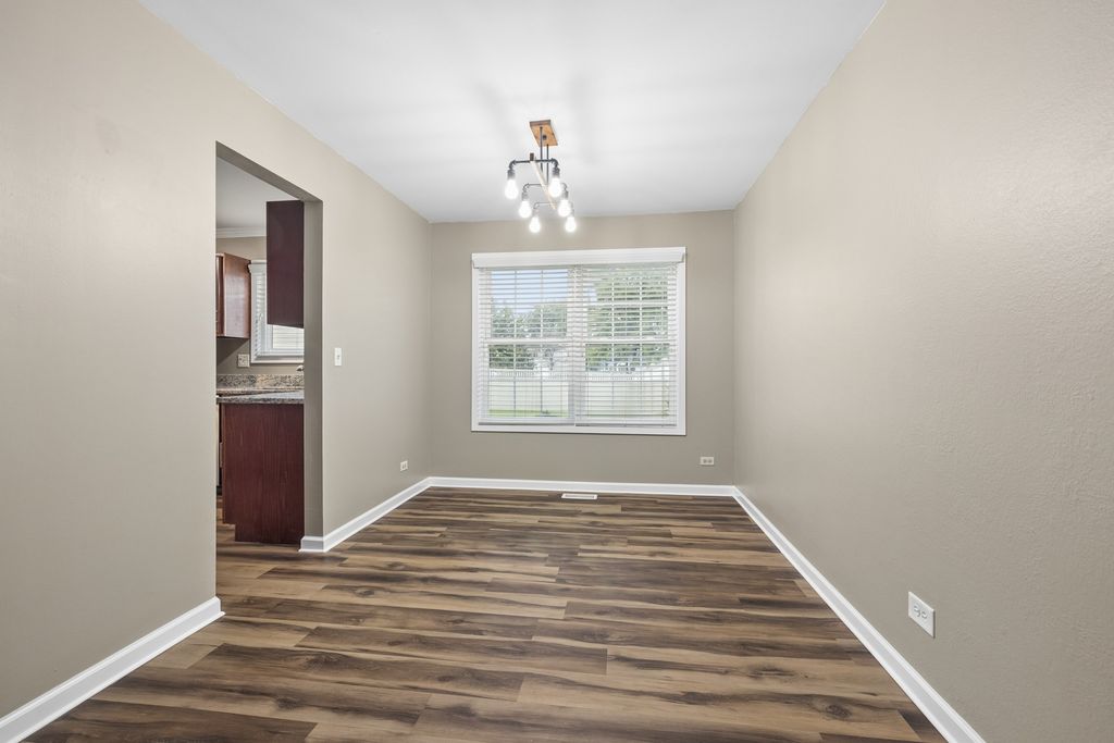 388 Woodhollow Lane, Bartlett, IL 60103 — photo 4