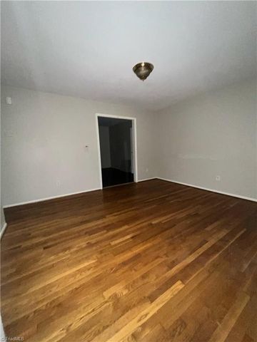 1301 Highland Avenue, Winston-salem, NC 27101