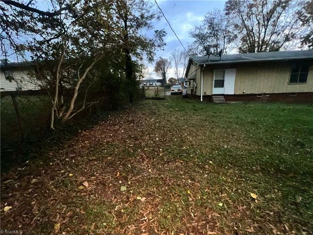 1301 Highland Avenue, Winston-salem, NC 27101