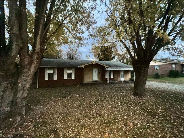 1301 Highland Avenue, Winston-salem, NC 27101