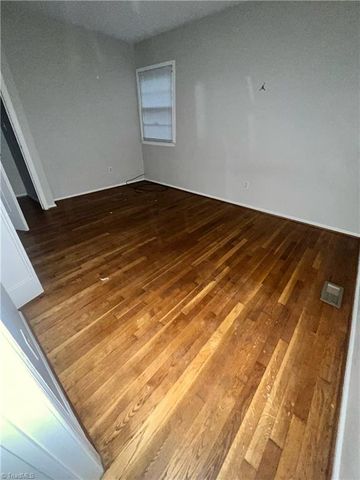 1301 Highland Avenue, Winston-salem, NC 27101