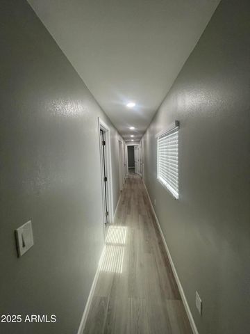 5745 W MARYLAND Avenue 8, Glendale, AZ 85301