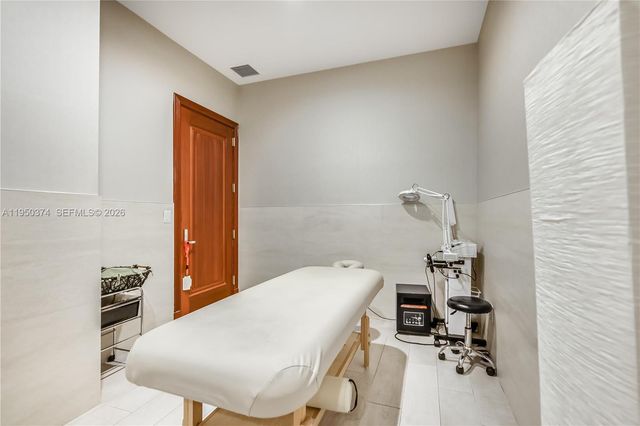 9601 Collins Ave T3, Bal Harbour, FL 33154