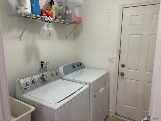 44700 Heather Lane 19, Canton, MI 48187