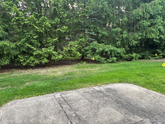 44700 Heather Lane 19, Canton, MI 48187