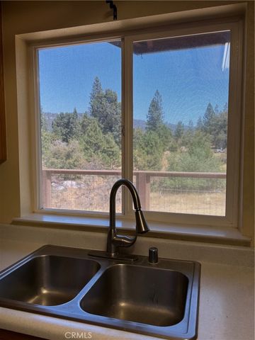 5906 Pine Top Drive, Mariposa, CA 95338