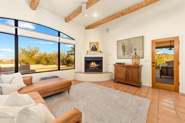 1712 N Coral Bells Drive, Tucson, AZ 85745