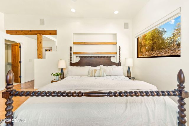 1712 N Coral Bells Drive, Tucson, AZ 85745