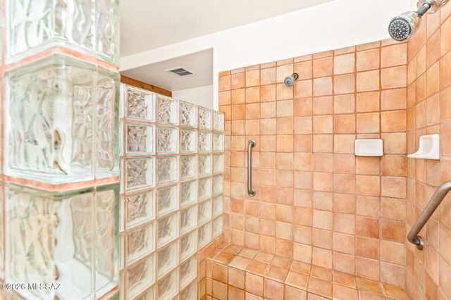 1712 N Coral Bells Drive, Tucson, AZ 85745