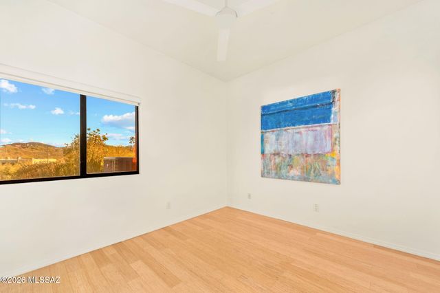 1712 N Coral Bells Drive, Tucson, AZ 85745