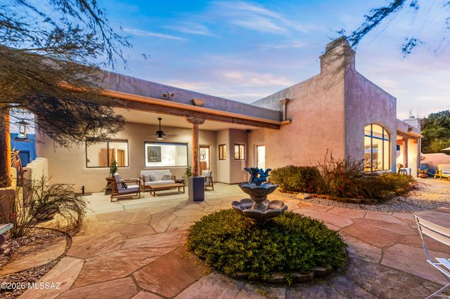 1712 N Coral Bells Drive, Tucson, AZ 85745