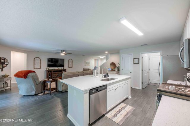 2869 FIRETHORN Avenue, Orange Park, FL 32073