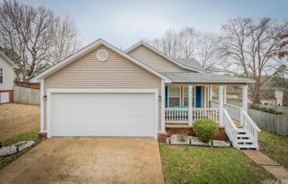 2911 Gage Dr, Benton, AR 72019