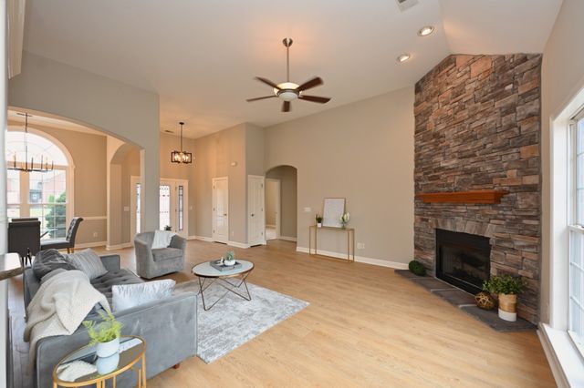 312 Jewel Pl, Mount Juliet, TN 37122