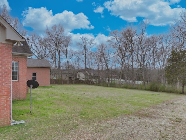 312 Jewel Pl, Mount Juliet, TN 37122