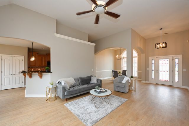 312 Jewel Pl, Mount Juliet, TN 37122