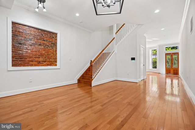 914 NEWINGTON AVE, Baltimore, MD 21217