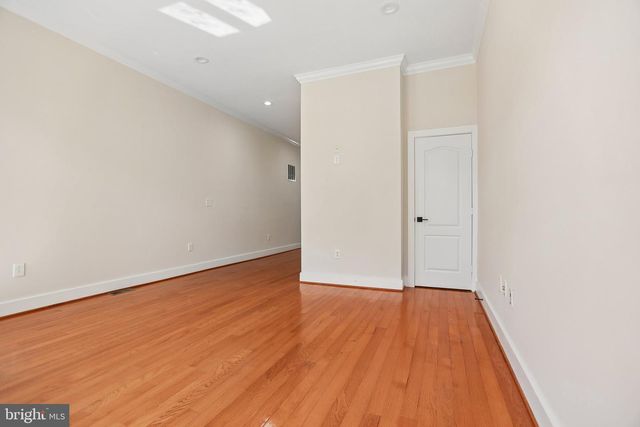 914 NEWINGTON AVE, Baltimore, MD 21217