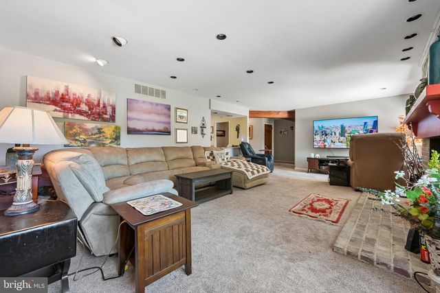 120 EGRET RD, Marlton, NJ 08053