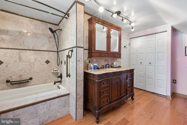 120 EGRET RD, Marlton, NJ 08053