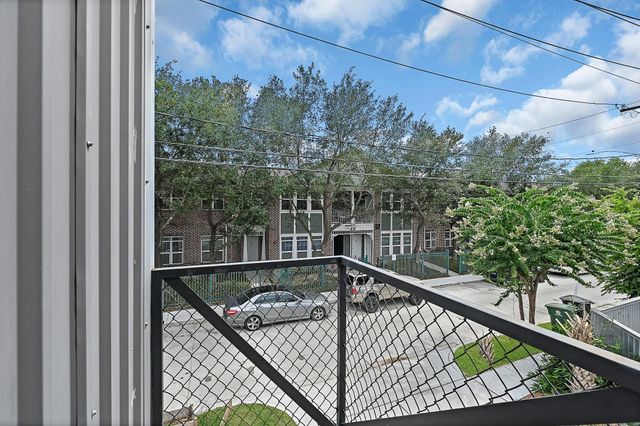 1504 Cleveland Street, Houston, TX 77019