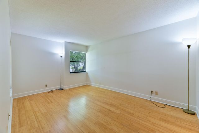 225 SE 10th Street 11D, Deerfield Beach, FL 33441