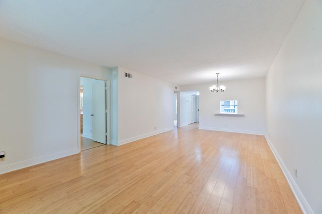 225 SE 10th Street 11D, Deerfield Beach, FL 33441