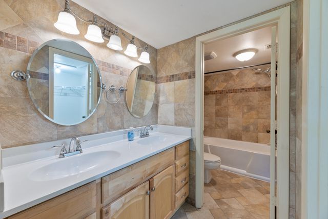225 SE 10th Street 11D, Deerfield Beach, FL 33441