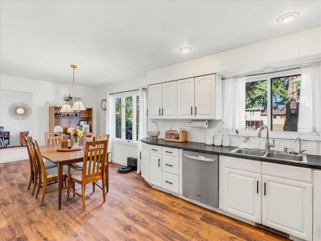 2124 Sandstone Dr, Fort Collins, CO 80524