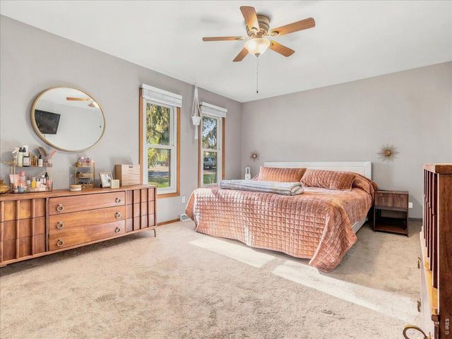 2124 Sandstone Dr, Fort Collins, CO 80524