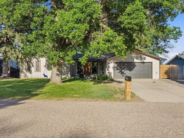 2124 Sandstone Dr, Fort Collins, CO 80524