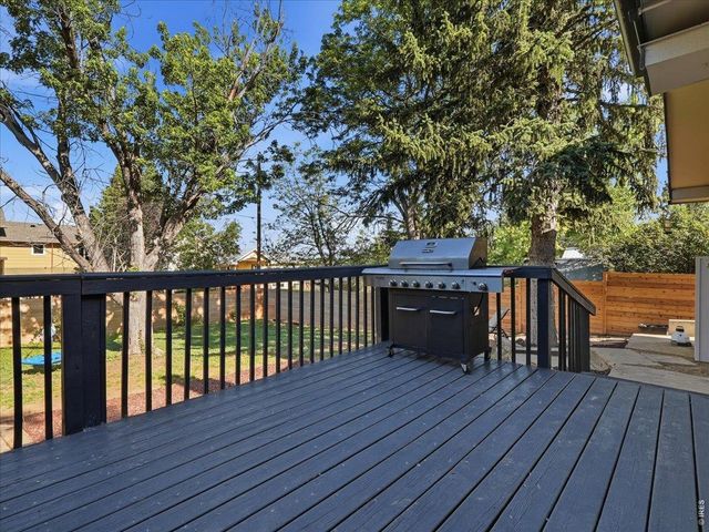 2124 Sandstone Dr, Fort Collins, CO 80524
