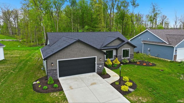 995 Lagonda Trail, Fort Wayne, IN 46818