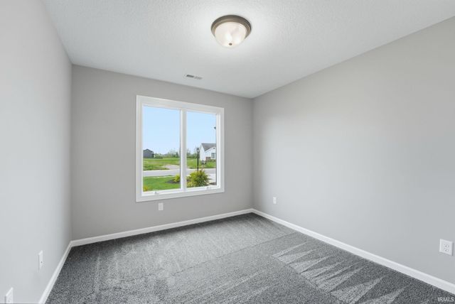 995 Lagonda Trail, Fort Wayne, IN 46818