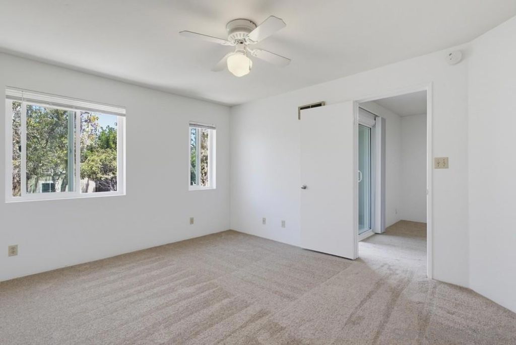 Image 13 of property listing at 7545 Charmant Dr 1510, San Diego, CA 92122